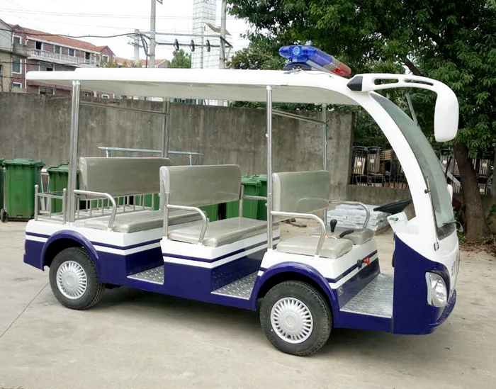 八座电动巡逻车
